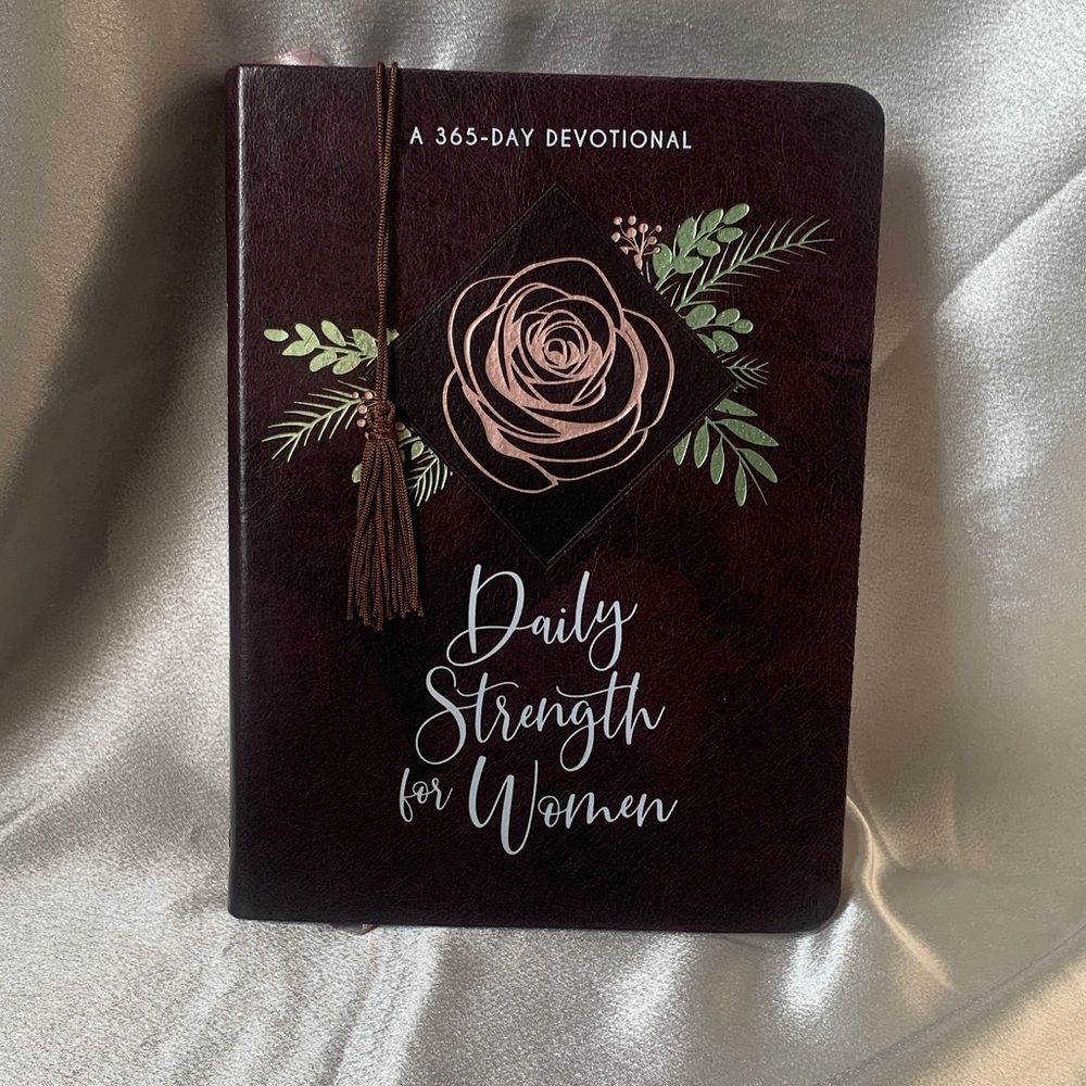 Daily Strength for Women Devotional Book - Brown